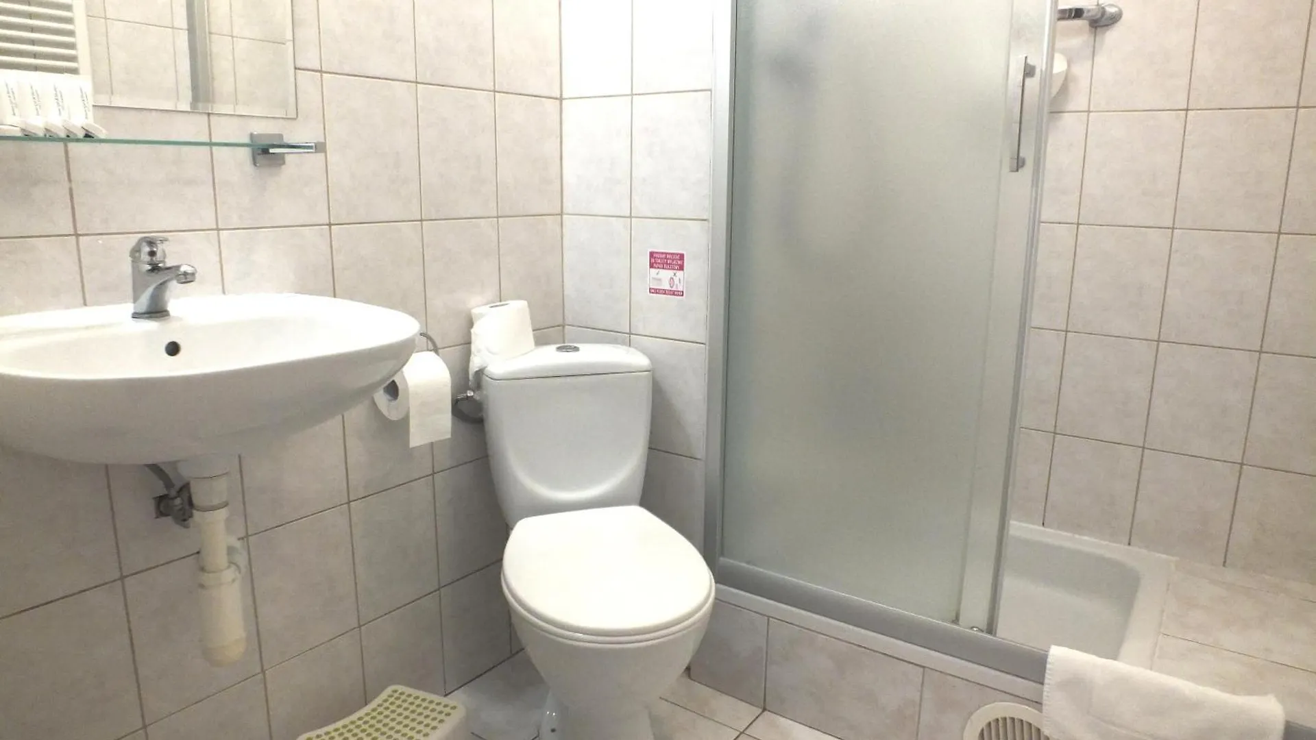 Motel Subaru Warszawa 2*,  Polska